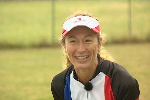 Lionèle Baroux, championne de France de triathlon longue distance catégorie 45-49 ans.