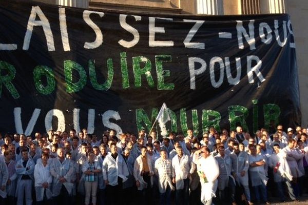 La manifestation ce jeudi soir devant la préfecture à Rouen