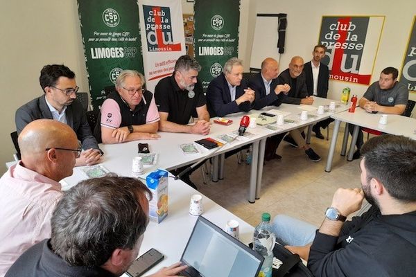 "Par amour du Limoges CSP, pour sa pérenité dans l’élite du basket". Tel est le slogan de Lionel Peluhet, nouvel actionnaire majoritaire du Limoges CSP qui a développé son plan d’action au cours d'une conférence de presse ce 1er juillet.