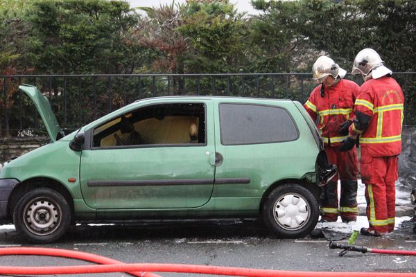 15 voitures incendiées à Joué-les-Tours - PHOTO D'ILLUSTRATION