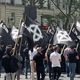 Le 11 mai 2024, des centaines de militants d'extrême droite défilent dans les rues de Paris en arborant des croix celtiques