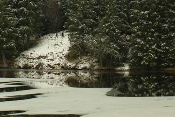 Les concurrents ont évolué dans les superbes paysages enneigés du Sancy.