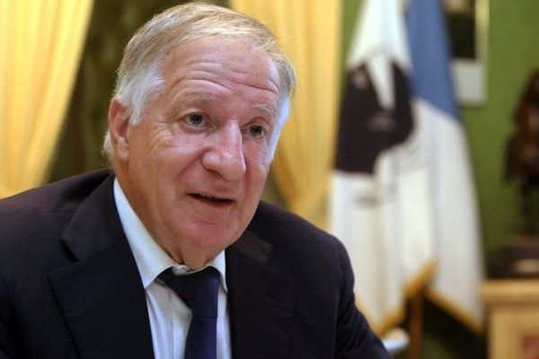 Le maire sortant d'Ajaccio Simon Renucci (Corse Social Démocrate)