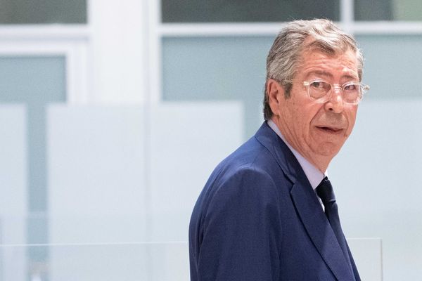 Patrick Balkany, lors de son procès pour blanchiment de fraude fiscale au TGI de Paris, en juin.