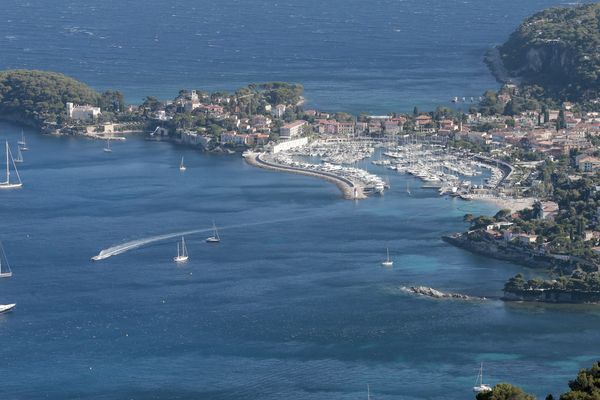 La baie de Saint-Jean-Cap-Ferrat.