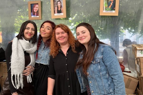 Les quatre autrices de New Romance présentes au Livre sur la place cette année.