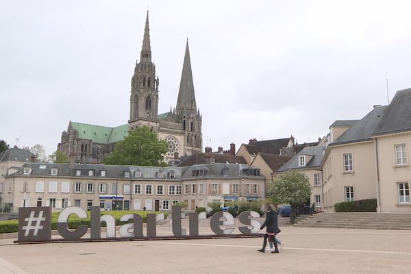 La gestion du budget de la ville de Chartres est vivement critiquée par les élus de l'opposition.