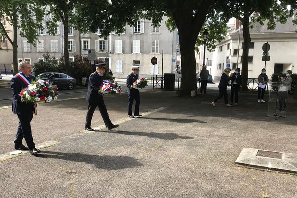 Les cérémonies du 8 mai 1945 ont été maintenues en Centre - Val de Loire malgré le confinement.