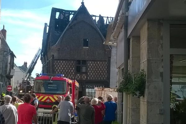 Le locataire d'un appartement mitoyen a été placé en garde à vue et doit être déferré ce 16 septembre.