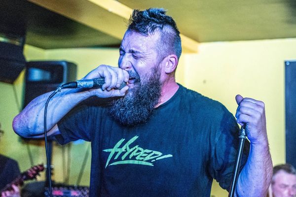 Arnaud Douay, le chanteur du groupe amiénois les Ravens crew, fera partie des 250 chanteurs de Rock'n 1000.