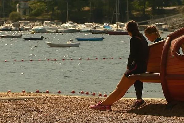 Un vent de nostalgie sur les plages de Vassivière...