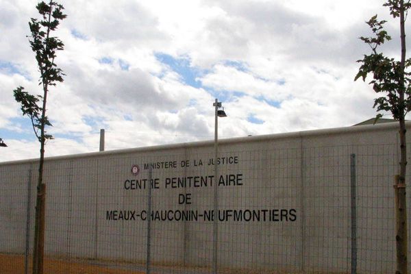 La prison de Meaux Chauconin-Neufmoutiers en Seine-et-Marne. Un détenu raconte son quotidien.