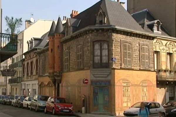 La maison dans laquelle Albert Londres a vu le jour il y a 130 ans est située 2 et 4 rue Besse, à Vichy.