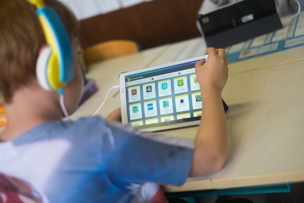 Les enfants de l'école Louis Pergaud de Pontarlier participent à un défi dix jours sans écrans.