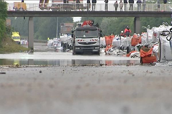 Les véhicules bloqués sur l'A10 évacués durant le week-end