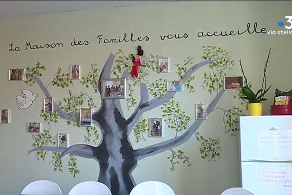 La maison du bonheur, structure qui héberge des familles de personnes hospitalisée, pourrait fermer. Elle a été classée en résidence hôtelière. 