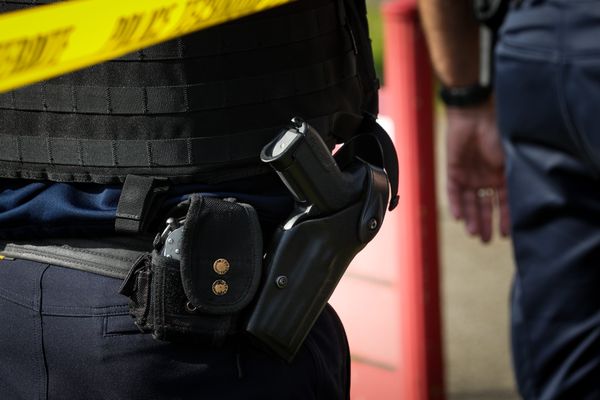 Illustration. Un homme de 34 ans a été mis en examen après avoir tiré sur le passager de sa voiture, mardi 1er février dernier à Sassenage (Isère).