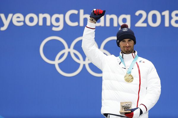 L'or au cou de Pierre Vaultier à Pyeongchang 4 ans après l'or de Sotchi.