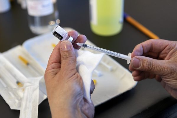 En Occitanie, 31,8% de la population de plus de 18 ans a déjà reçu une première injection de vaccin.