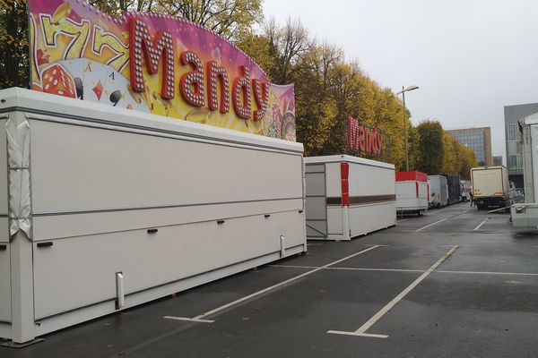 Les forains réinvestissent la place des Jacobins, le 25 octobre 2019