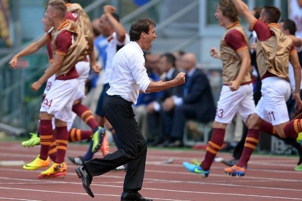 L'AS Roma de Rudi Garcia a pris les commandes du championnat d'Italie en remportant le derby contre la Lazio.