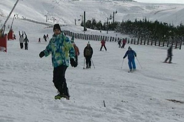 Les premiers skieurs se sont donné rendez-vous à Chastreix 