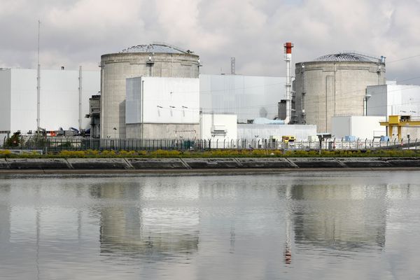 La centrale nucléaire de Fessenheim doit fermer ses portes "fin 2018, début 2019".