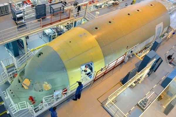 Une vue de l'usine A350 de Toulouse