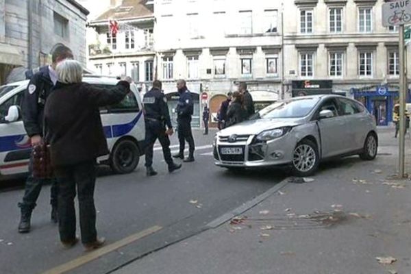 Accident de la circulation en plein centre ville de Besançon