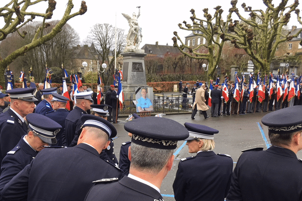 Cérémonie d'hommage à Arnaud Beltrame, à Avranches où le gendarme a officié de 2010 à 2014