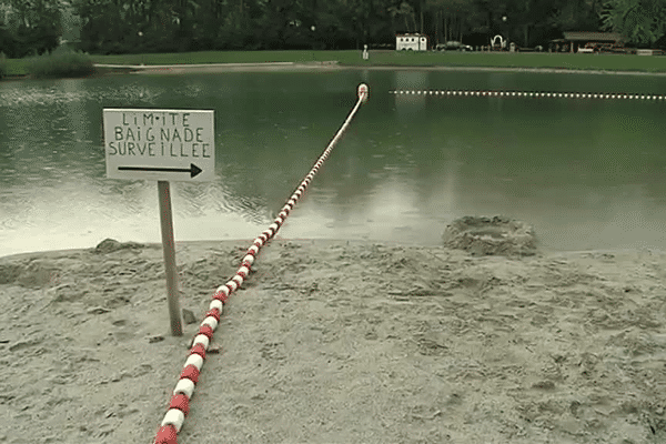 Le lac Bleu, à Morillon. 