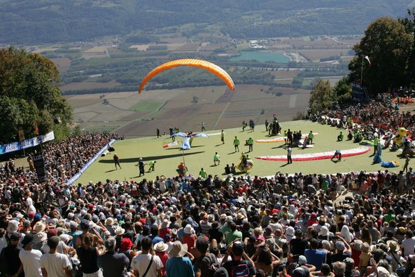 Photographie prise en 2018, lors de la 45èùe édition de la Coupe Icare, à Saint-Hilaire-du-Touvet, en Isère.