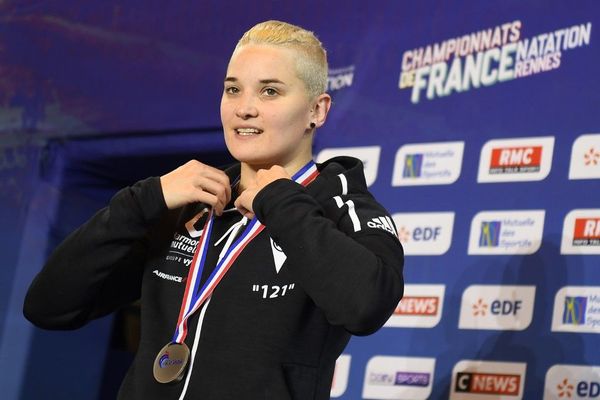 Mélanie Henique a décroché l'argent sur 50m nage libre lors des championnats de France 2019, qui ont eu lieu du 16 au 21 avril à Rennes.