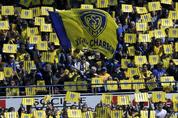 Les supporters de l'ASM devraient être près de 25 000 dans les tribunes du stade Geoffroy-Guichard de Saint-Etienne, le 18 avril, pour la 1/2 finale de Champions Cup entre Clermont et les Saracens.