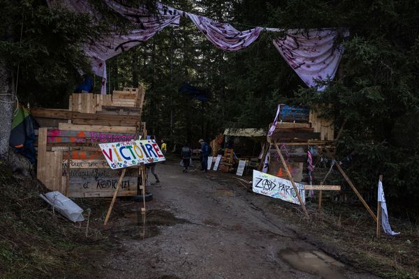 Une ZAD (zone à défendre, ndlr) avait été installée à l'endroit où devait être construite la retenue collinaire de La Clusaz.