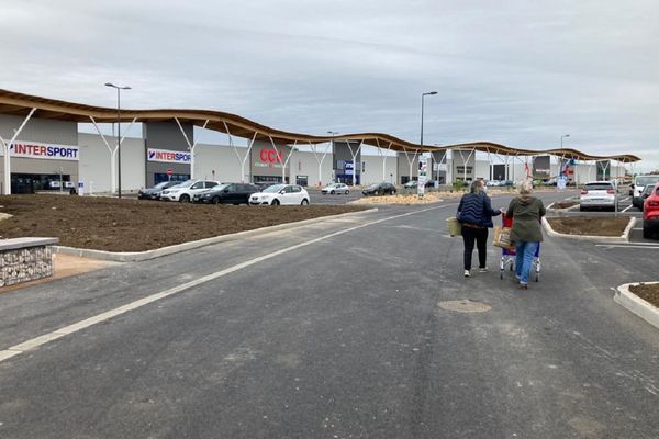 La zone commerciale de La Sablière à Aurillac a ouvert ses portes ce mardi 18 mai. 