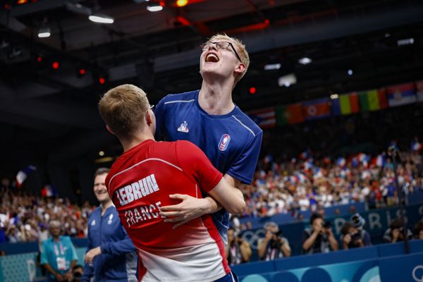 JO de Paris - Les frères Lebrun et Simon Gauzy remportent le bronze par équipes en tennis de table - 9 août 2024.