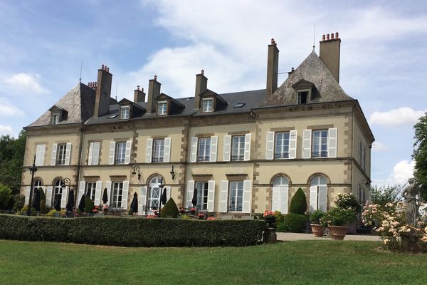 Le château d'Ygrande, dans l'Allier, près de Moulins.