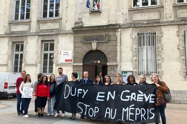 Rentrée 2024 : grève au collège Raoul Dufy à Lyon - 10/9/24