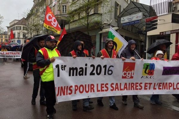 Le cortège mulhousien a fait une boucle au départ de la place de la Bourse