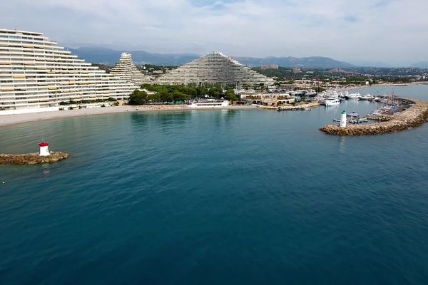 Bien que pratiquée dans plusieurs pays du bassin méditerranéen, la désalinisation ne convainc  pas les communes des Alpes-Maritimes et du Var.