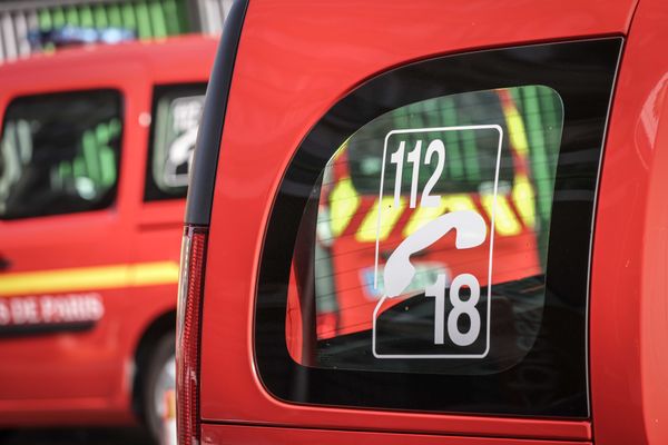 Le 18, numéro d'appel d'urgence des Pompiers.