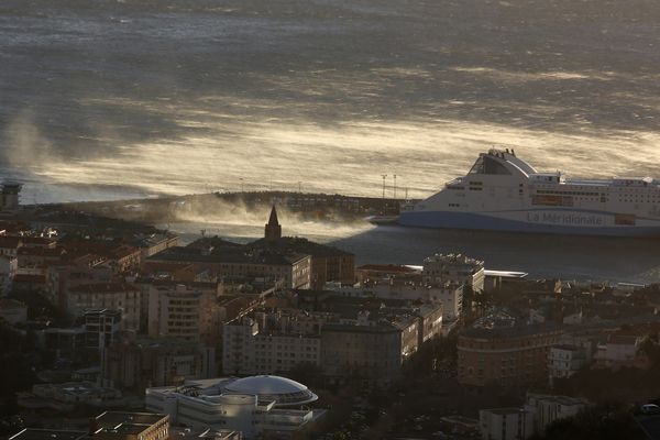 Un vent d'Ouest particulièrement fort est attendu dans le nord de la Corse.