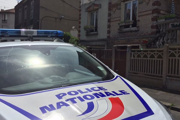 Une femme tuée dans son pavillon, à Fontenay-sous-Bois, dans le Val-de-Marne.