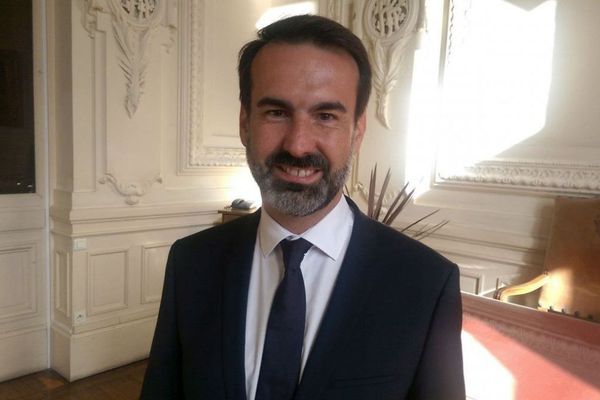 Mercredi 28 août, le maire de Vichy, Frédéric Aguilera a été reçu par deux conseillers du président Emmanuel Macron. 