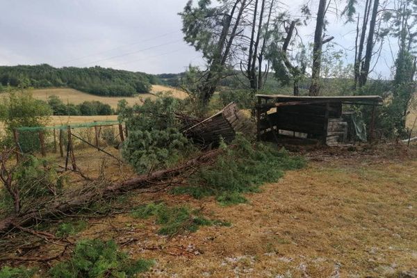 Dégâts après un orage dans le Gers