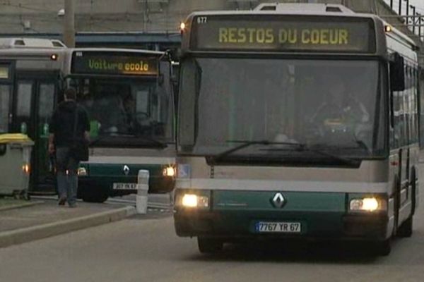 Ce bus permettra de distribuer au moins 15.000 repas par an