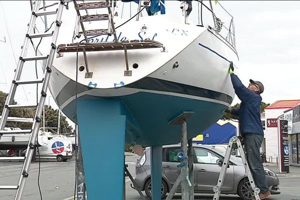 Plateau nautique du port des Minimes de La Rochelle, c'est la période du carénage pour les voiliers 