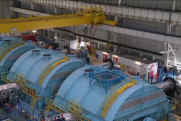 Le réacteur numéro 1 de la centrale est à l'arrêt pour des travaux. La centrale, avec ses deux réacteurs, produit 5 % de l'électricité française.