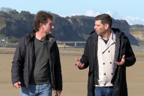 Jean Depelley and Jérémy Kirby on the Normandy landing beaches